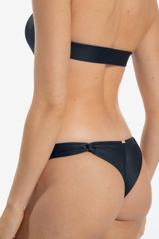 Essential Underwire Top