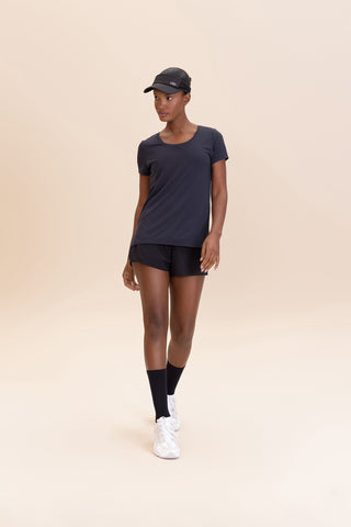 Long Back Link T-shirt