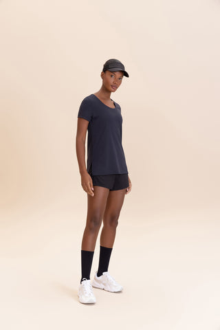Long Back Link T-shirt