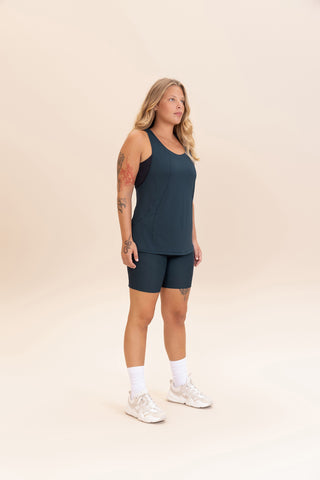 Fast Allure Mat Long Shorts