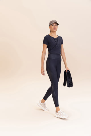 Twist Action® Top