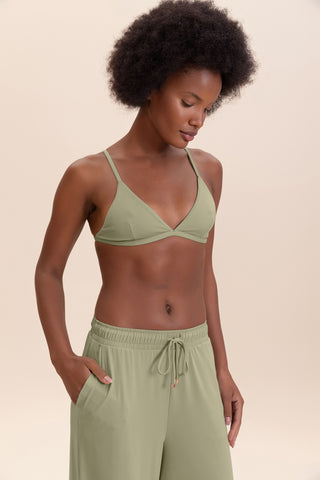 Essential Wide-Leg Pants