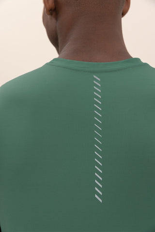 Comfy Link Pea Men Tank Top