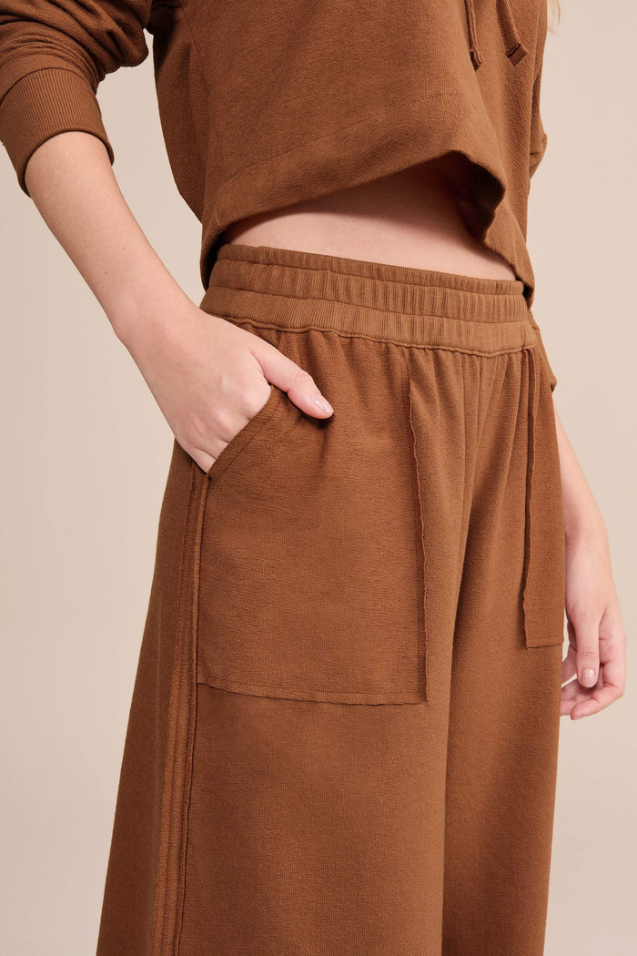 Soft Pure Wide-leg Cropped Pants