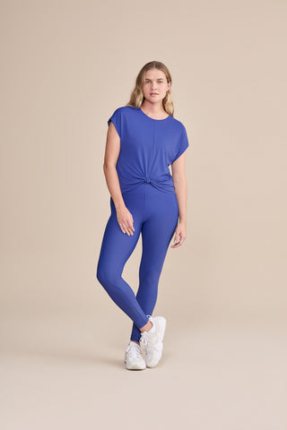 Multi Comfort Knot T-Shirt