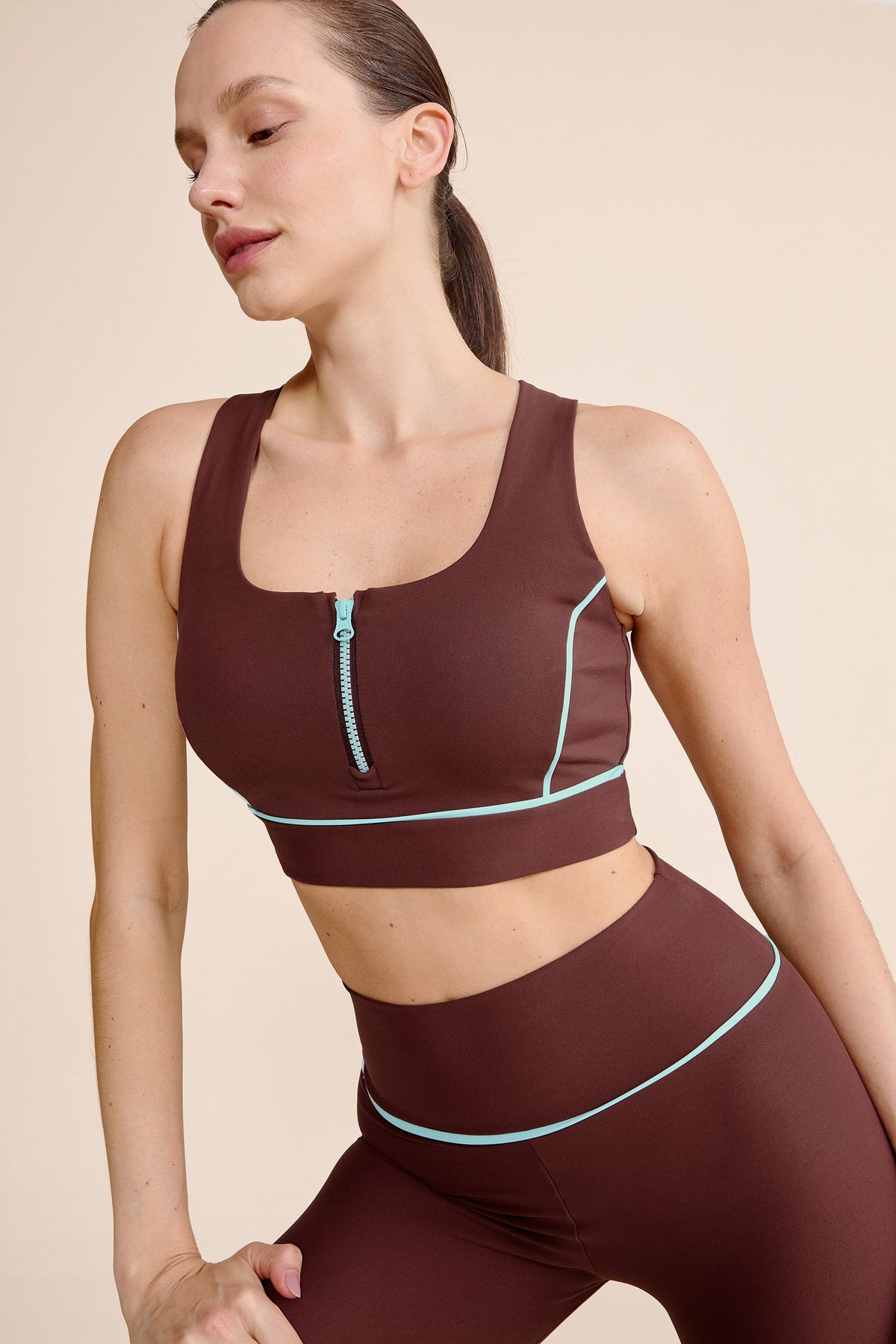 Zip Filete Active® Sports Bra