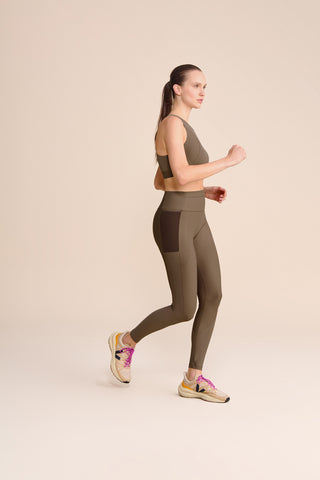 Race Pro® Speed Zip Sports Bra