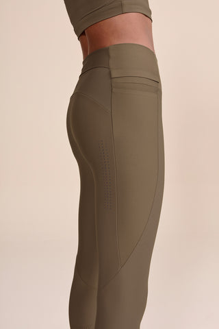 Race Pro® Speed Laser Leggings