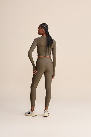 Race Pro® Tule Cropped Long Sleeve Top