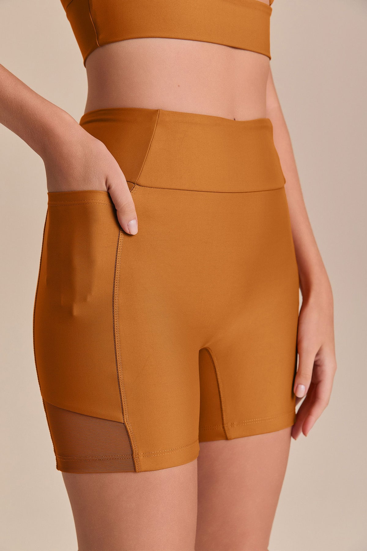 Pocket Upfit Tule Shorts