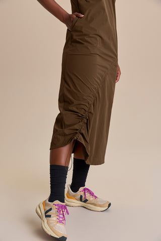 V Air Vast Nutmeg Dress