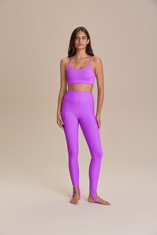 V Active® Stirrup Leggings