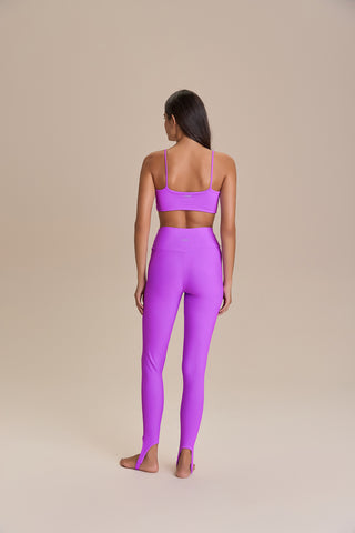 V Active® Stirrup Leggings
