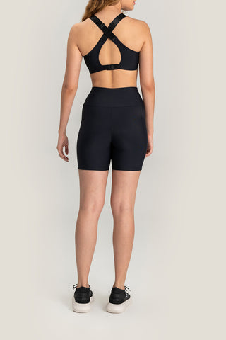 Essential Intense Slim Bermuda