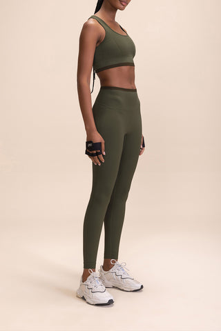 Seamless Contour Sports Bra