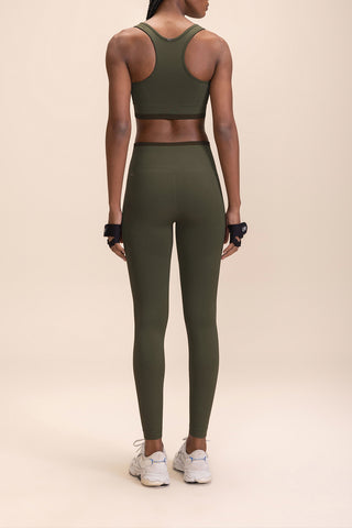 Seamless Contour Sports Bra