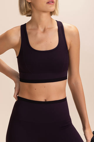Seamless Contour Sports Bra