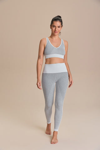 Seamless Knit® Diagonal V Bra