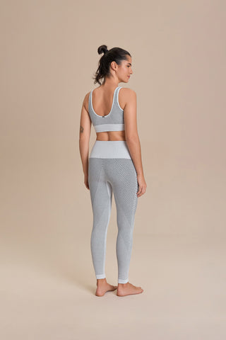 Seamless Knit® Diagonal V Bra
