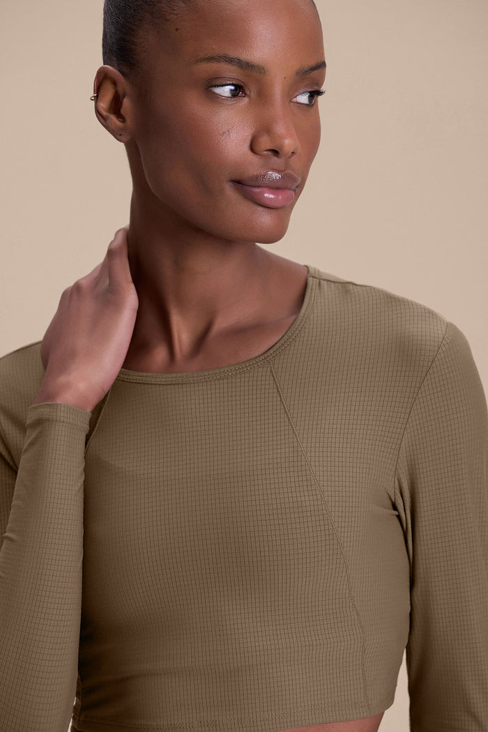 Air Move Crop LS Top