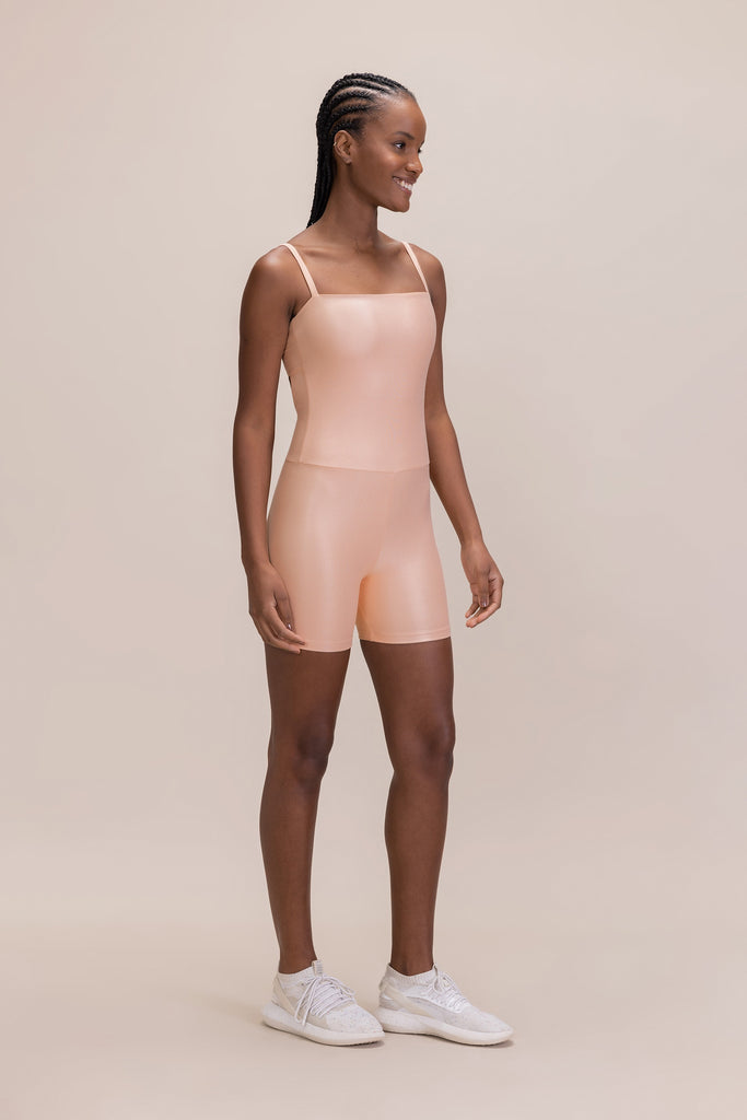 Allure® Adaptiv Shorts Bodysuit