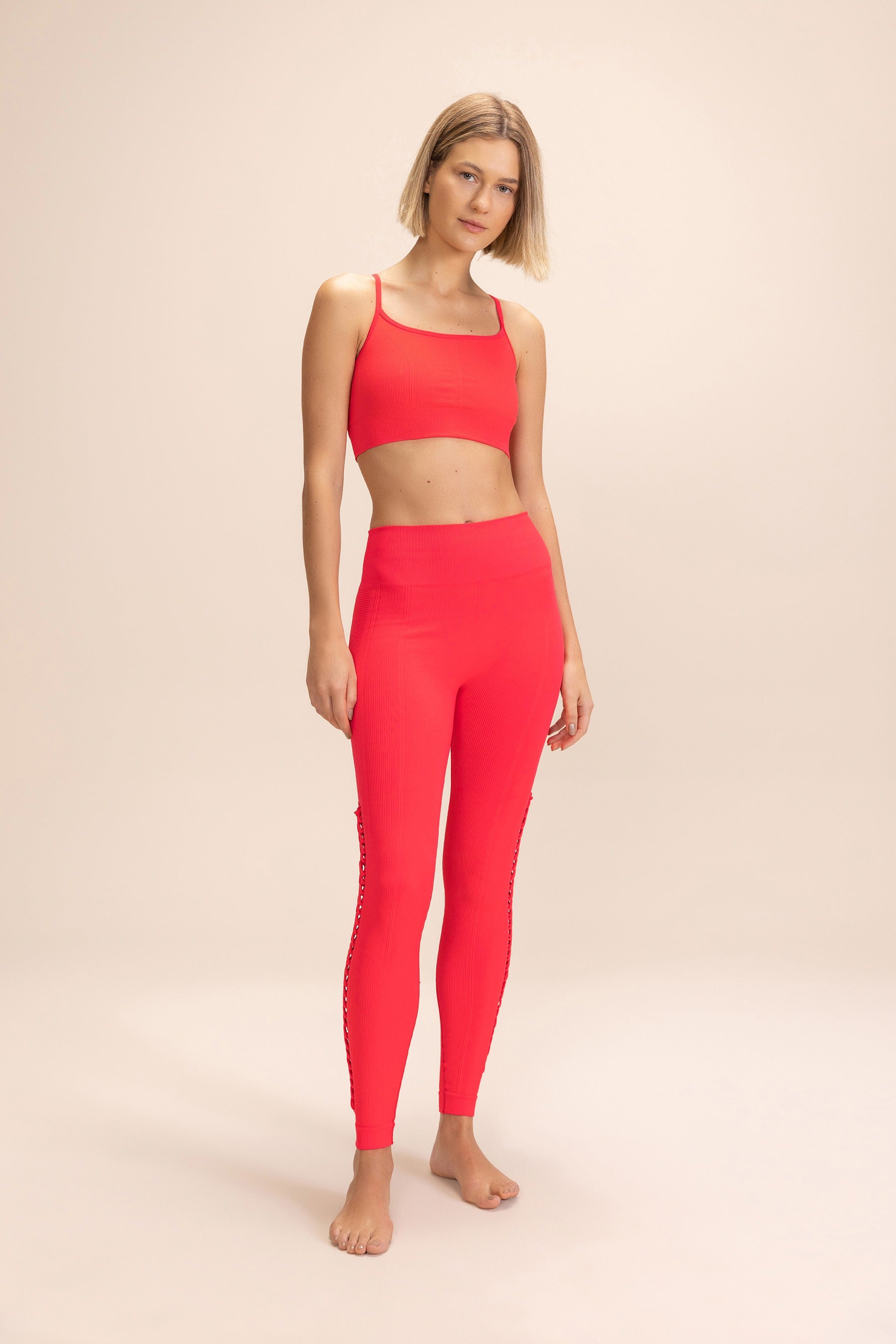 Explore Seamless Sports Bra