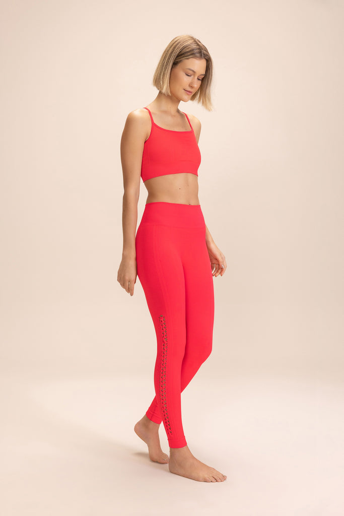 Explore Seamless Sports Bra