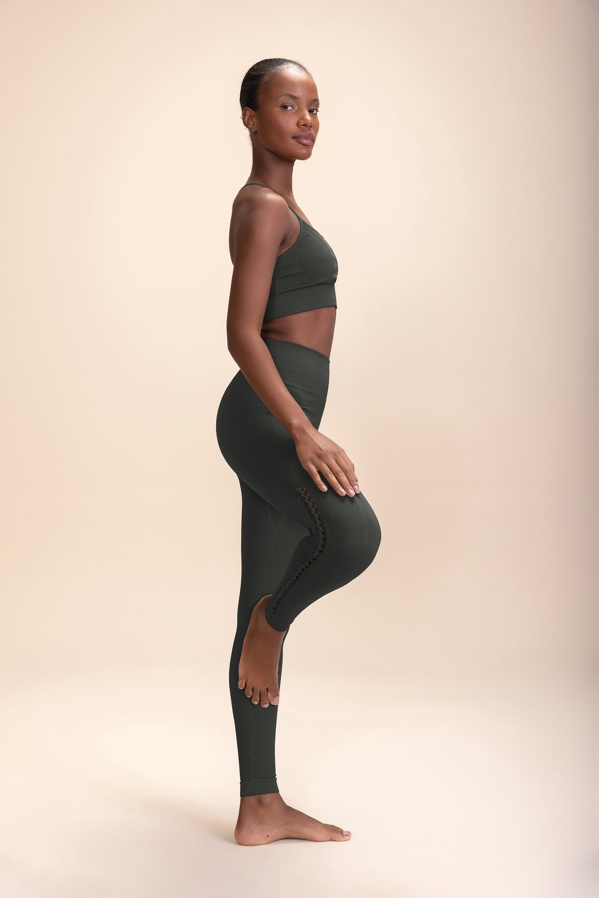 Explore Seamless Sports Bra