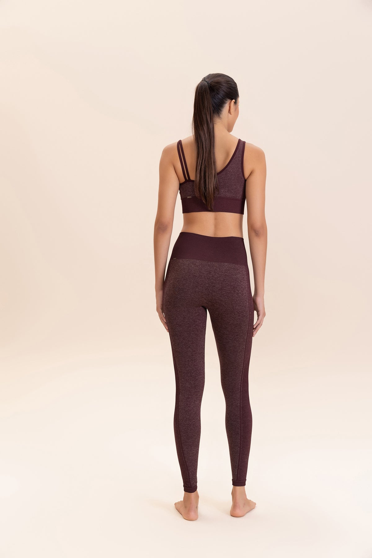 Angle Seamless  Sports Bra