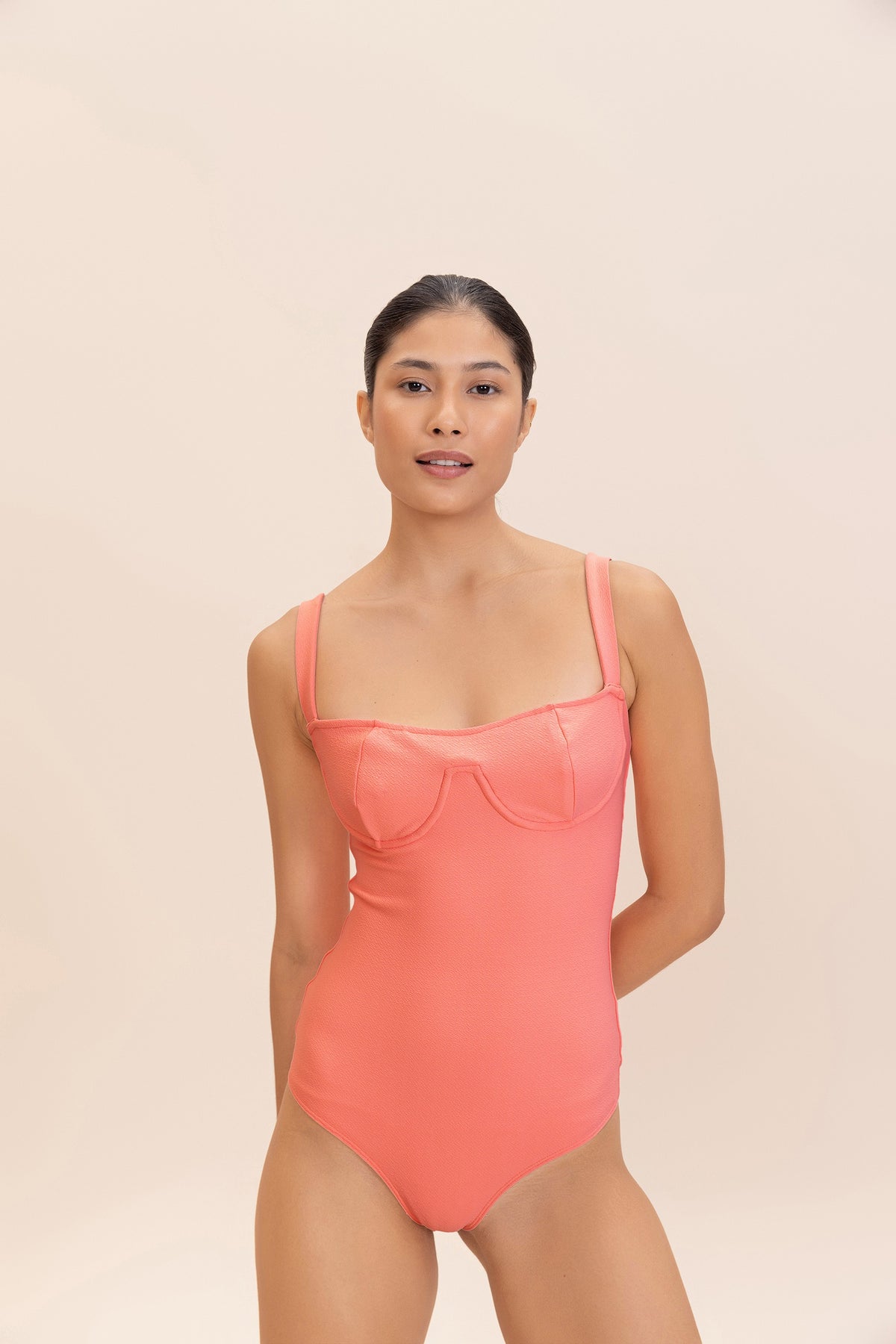 Wavy Slim Delta Wing One-Piece Swimsuit