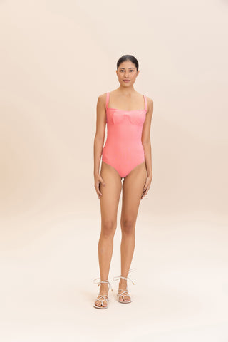 Wavy Slim Delta Wing One-Piece Swimsuit