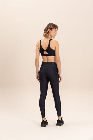 Essential Fresh Twist Top