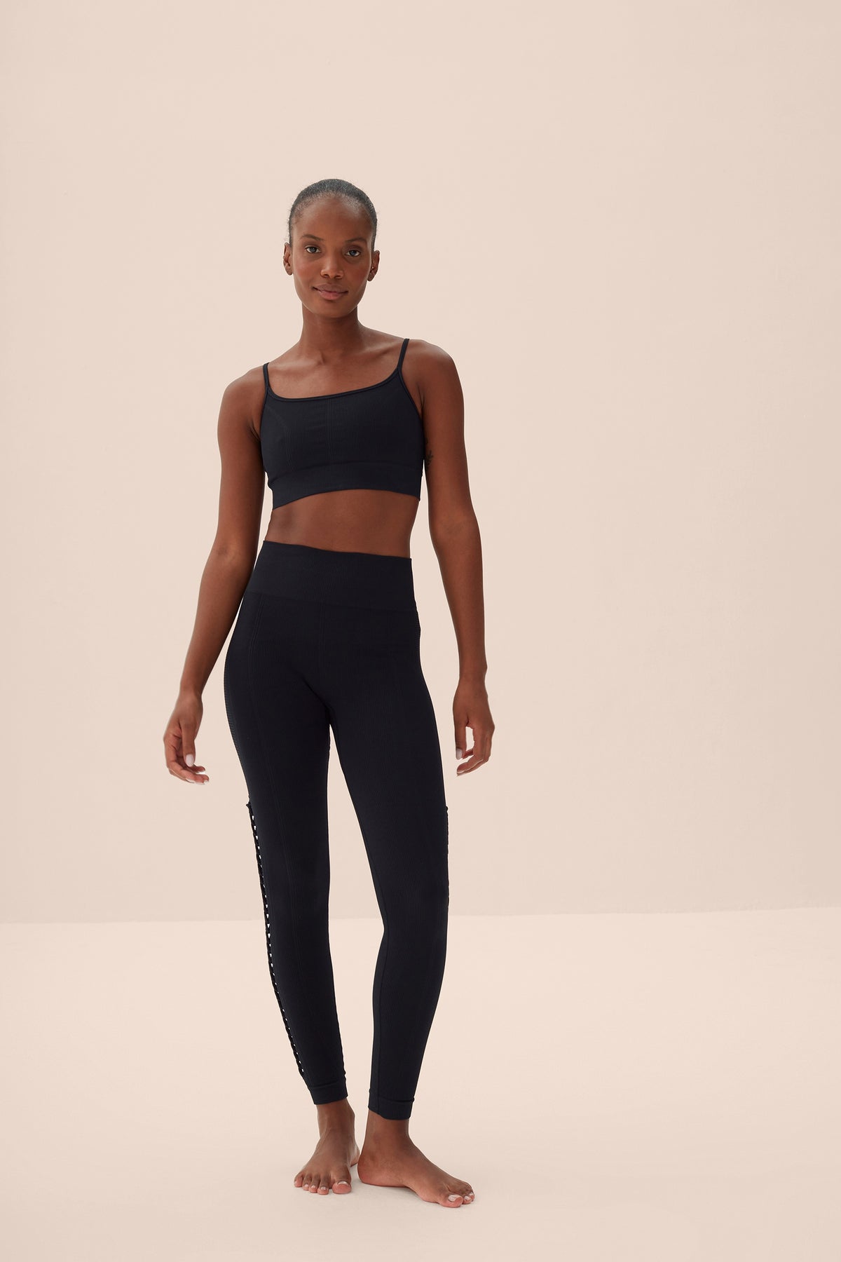 Explore Seamless Sports Bra