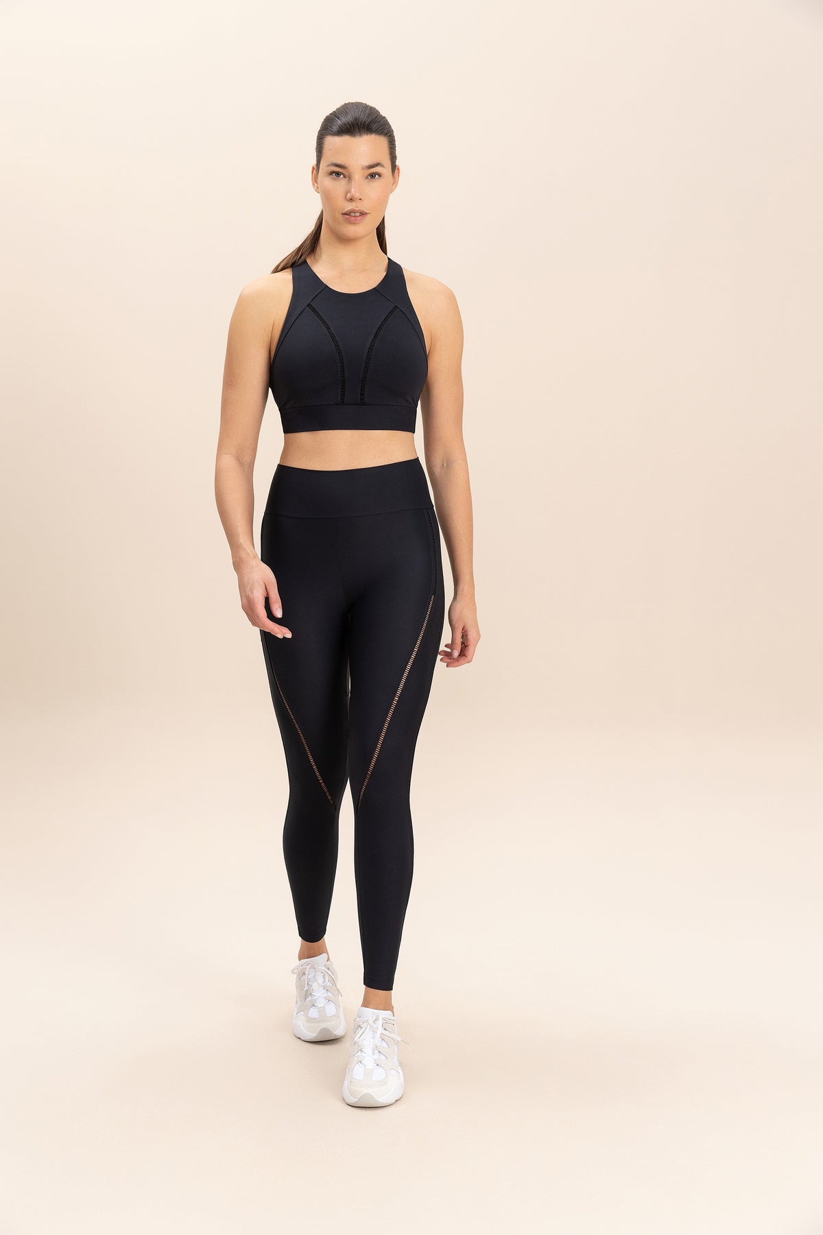Form Hydefit® Adaptiv Sports Bra