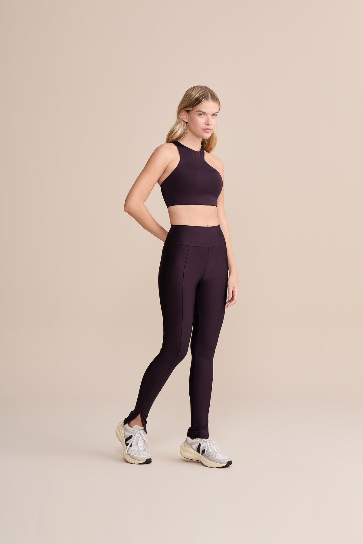 Sinuous Neoprene Shine Sports Bra