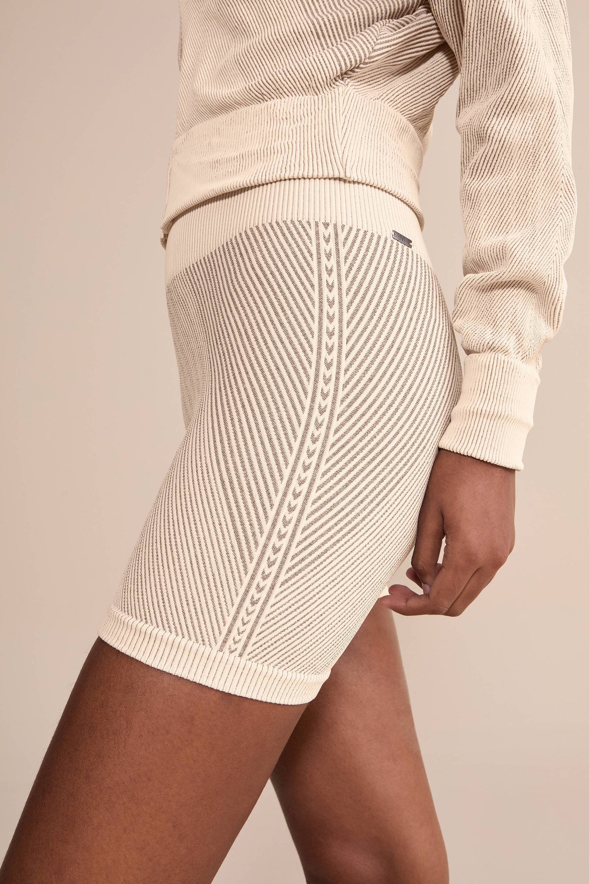 Seamless Diagonal Shorts