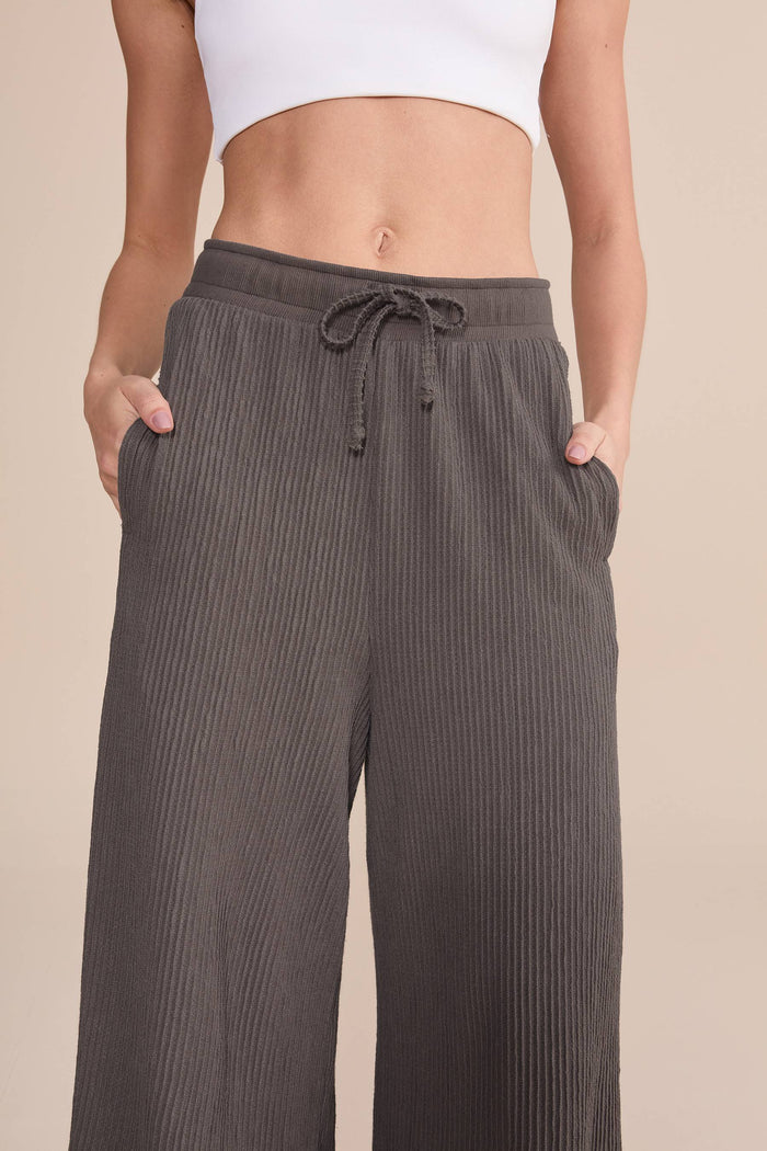 Bold Fleece Straight Pants