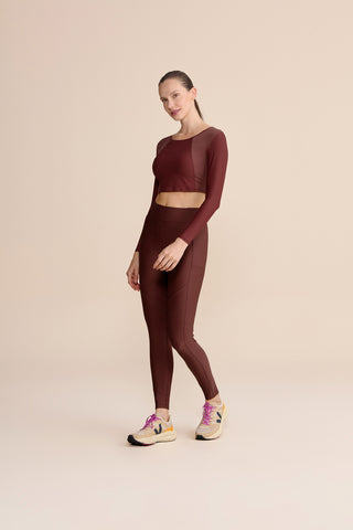 Air Move® Broad Cropped Top