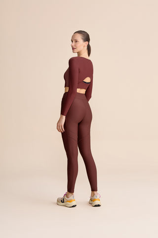 Air Move® Broad Cropped Top