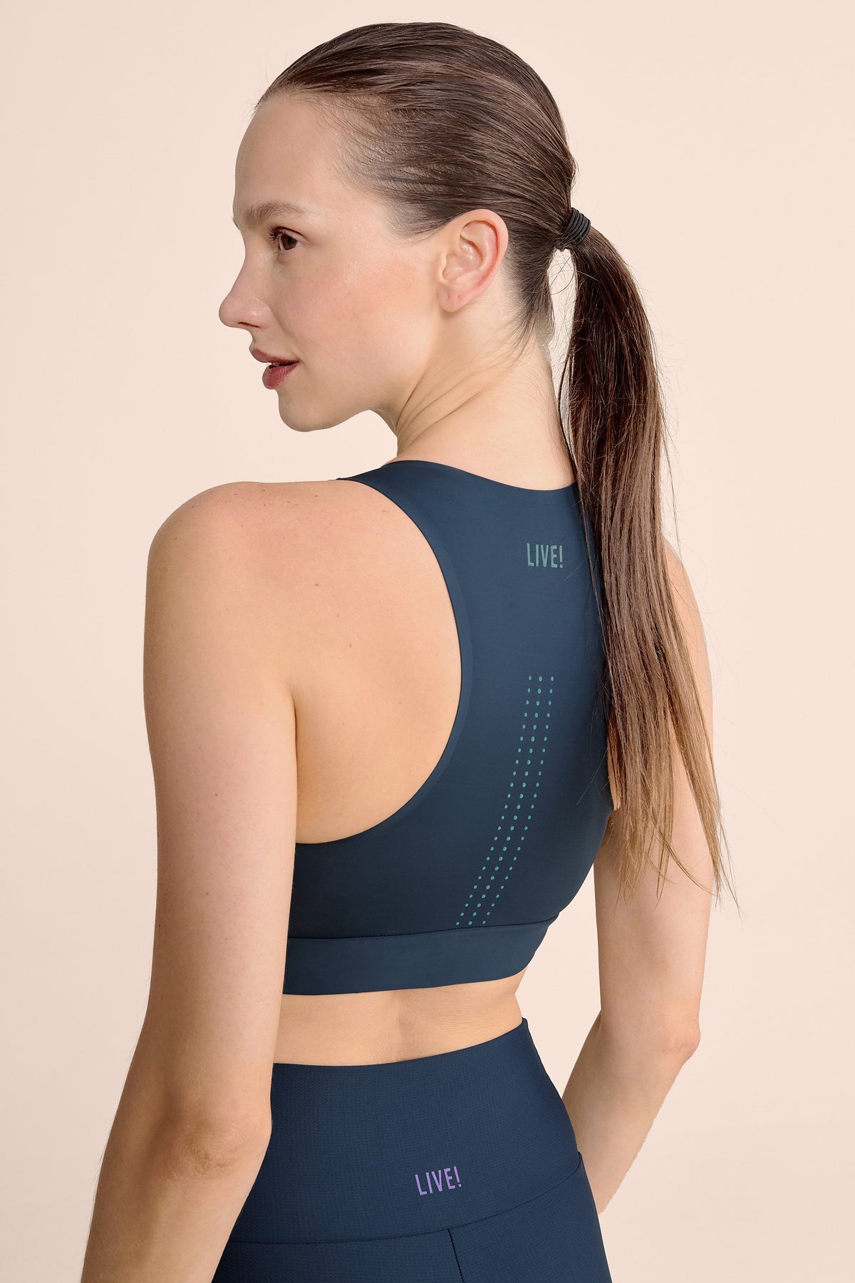 Race Pro® Speed Zip Sports Bra