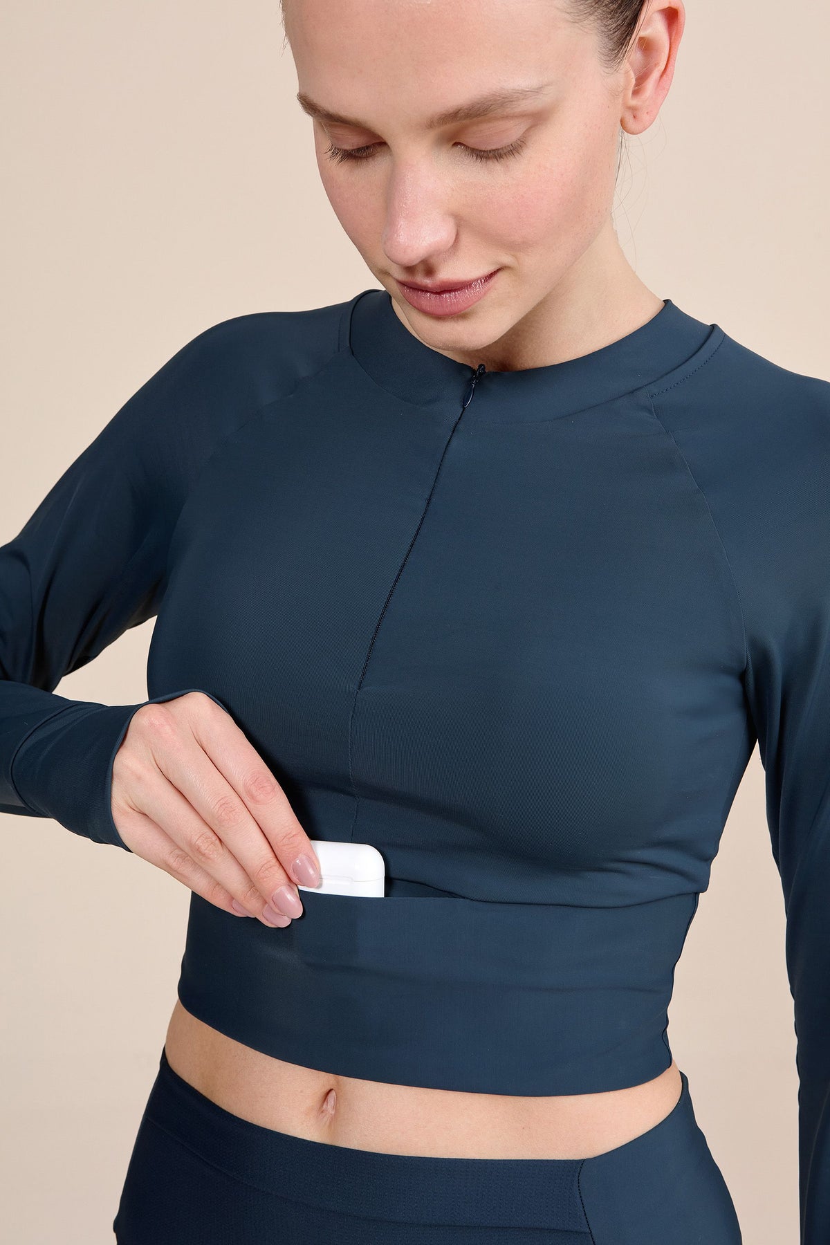 Race Pro® Tule Cropped Long Sleeve Top