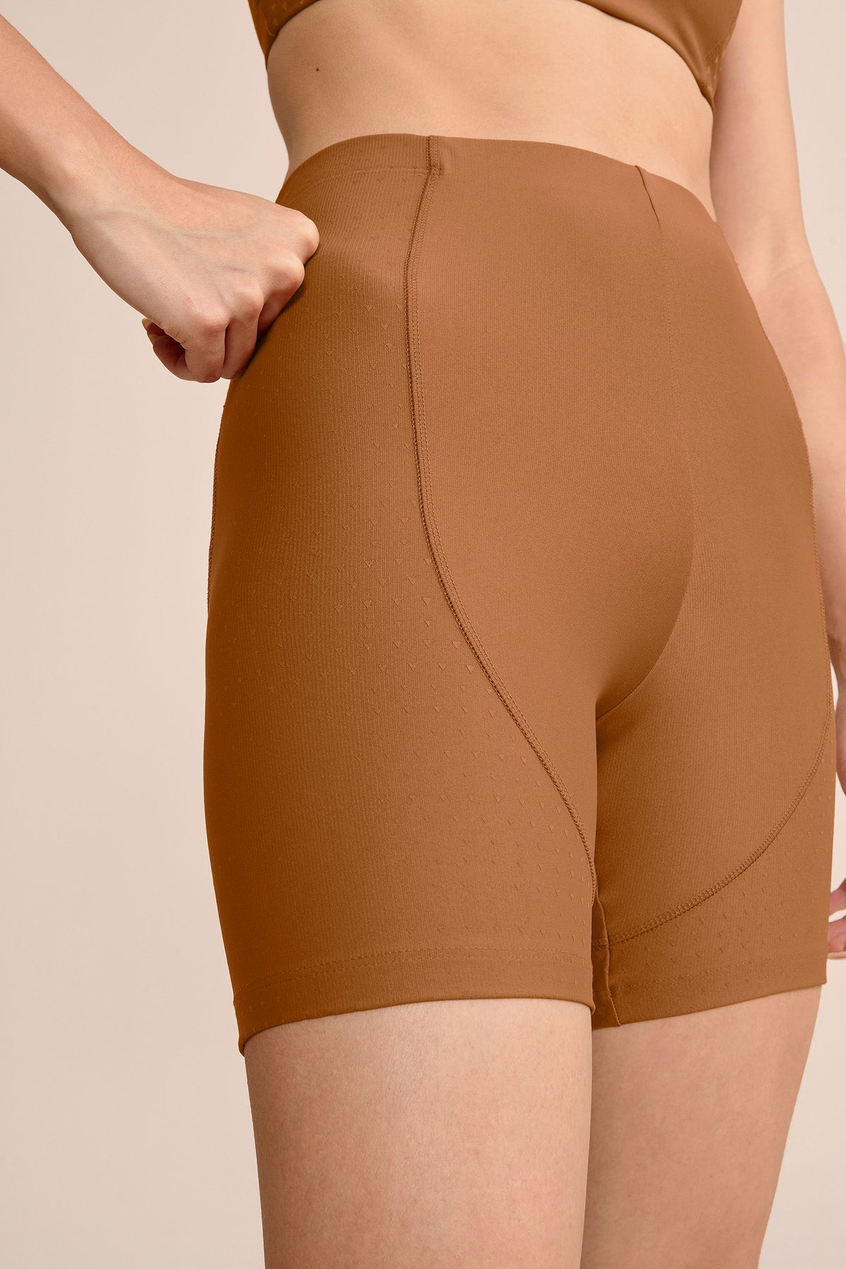 Allure® Mat Adaptiv Long Shorts