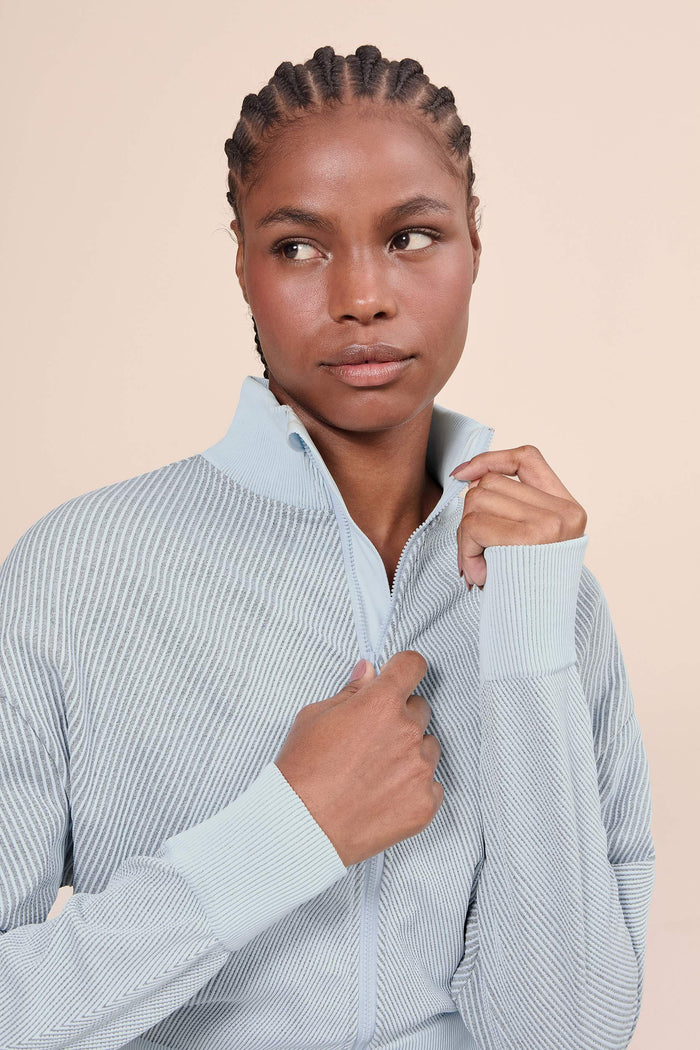 Seamless Diagonal Jacket