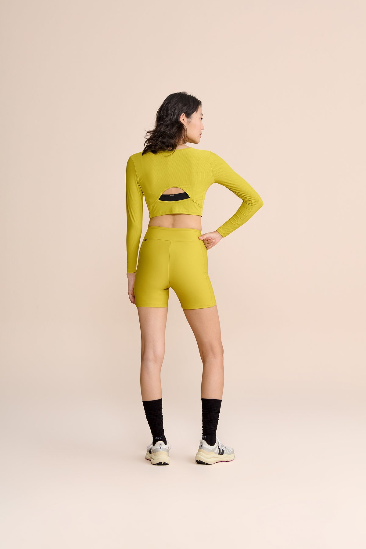 Air Move® Broad Cropped Top