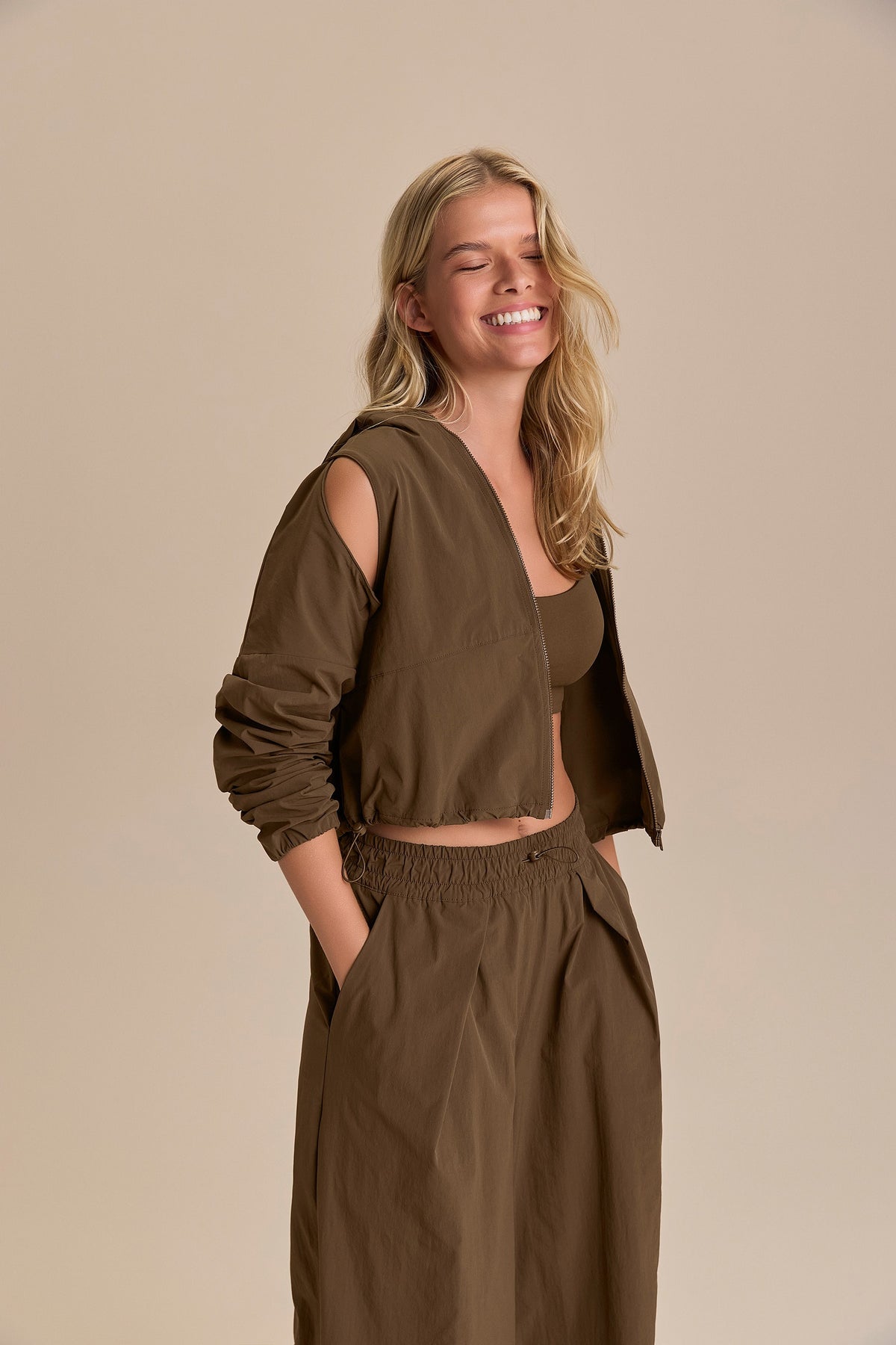 Air Vast Nutmeg Jacket