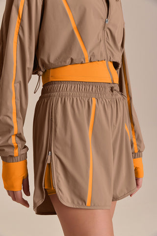 Mix Sportif Contrast Shorts