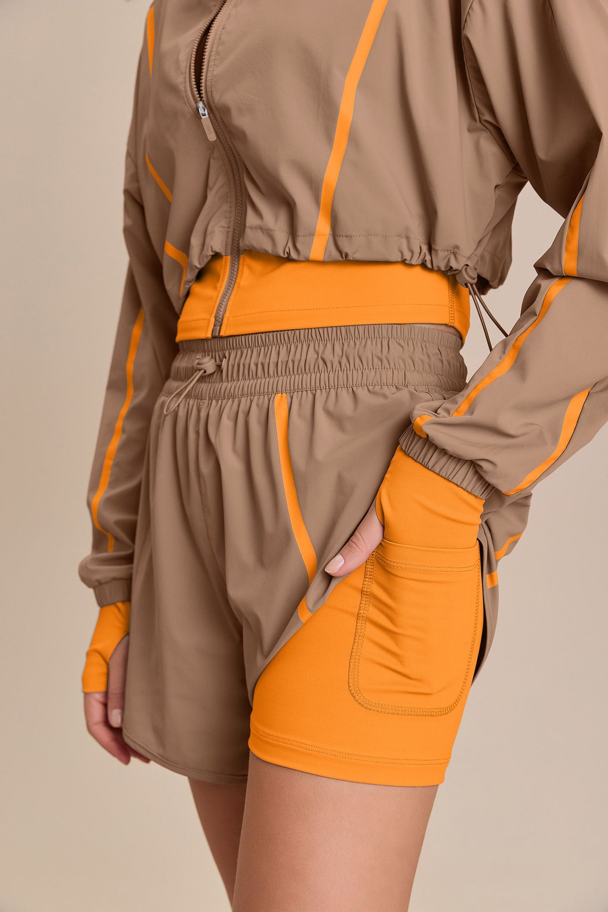 Mix Sportif Contrast Shorts