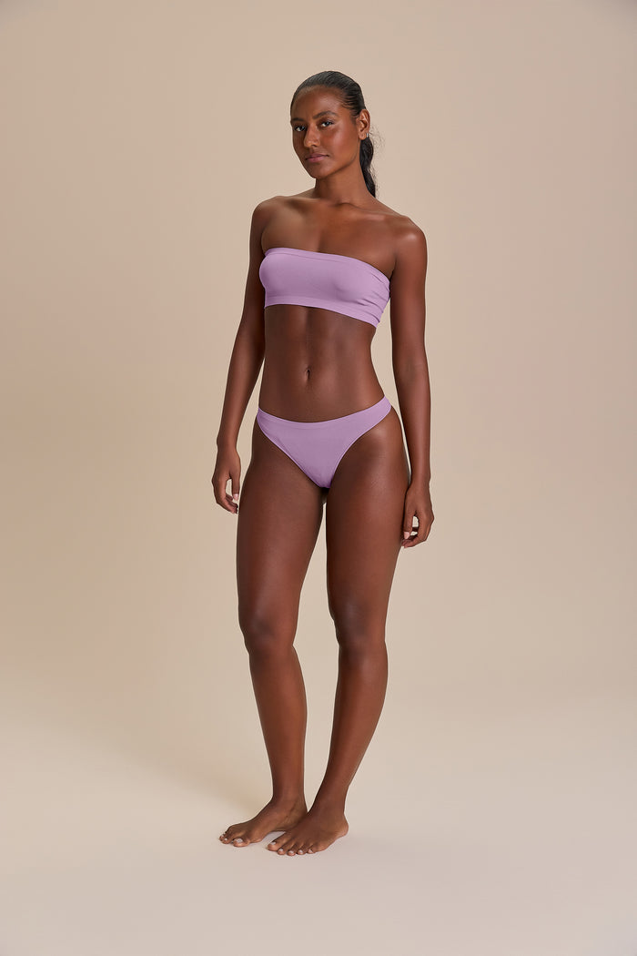 SeamlessForm Basic String Bottom