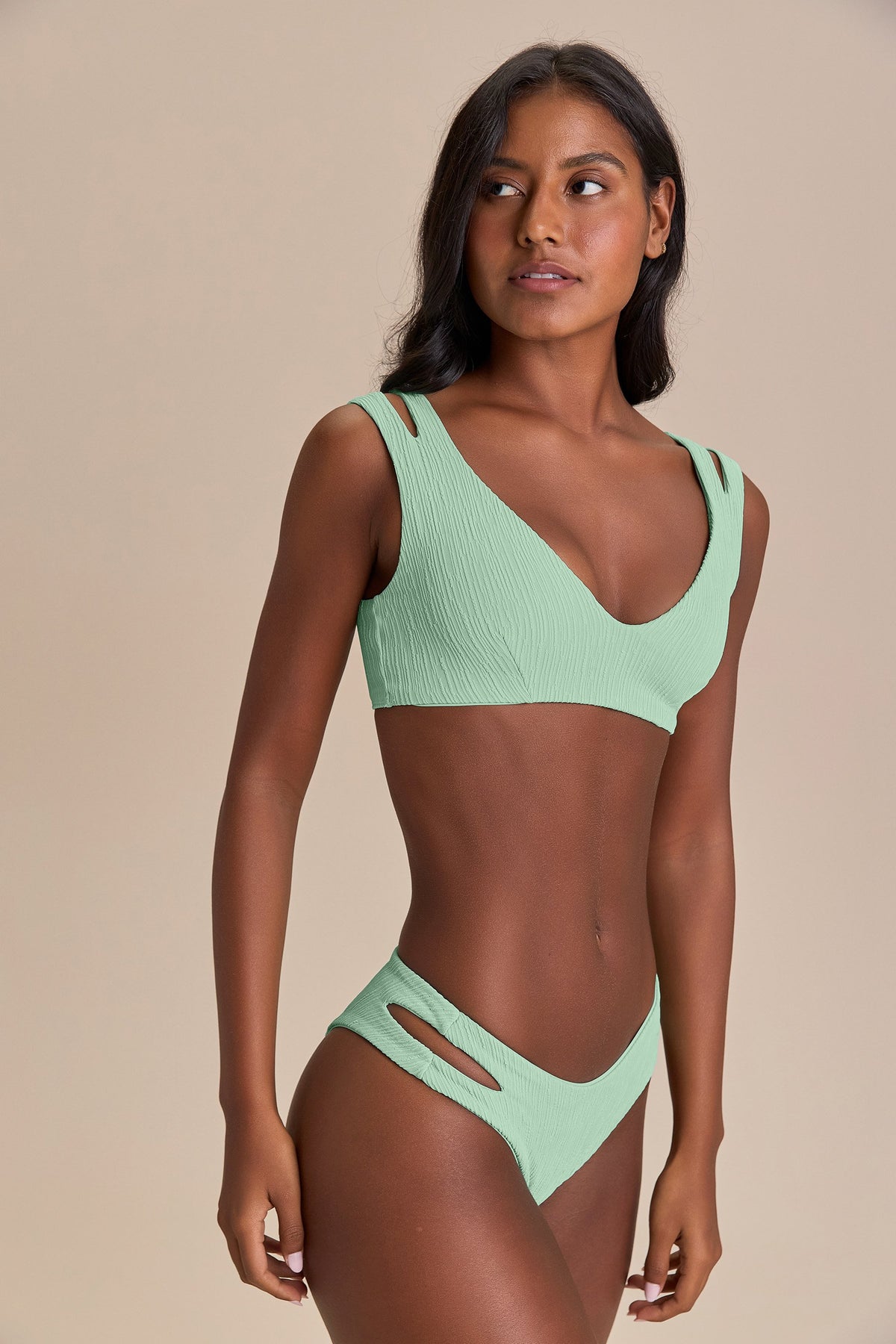 V Cut Out Jacquard Curl Bikini Top