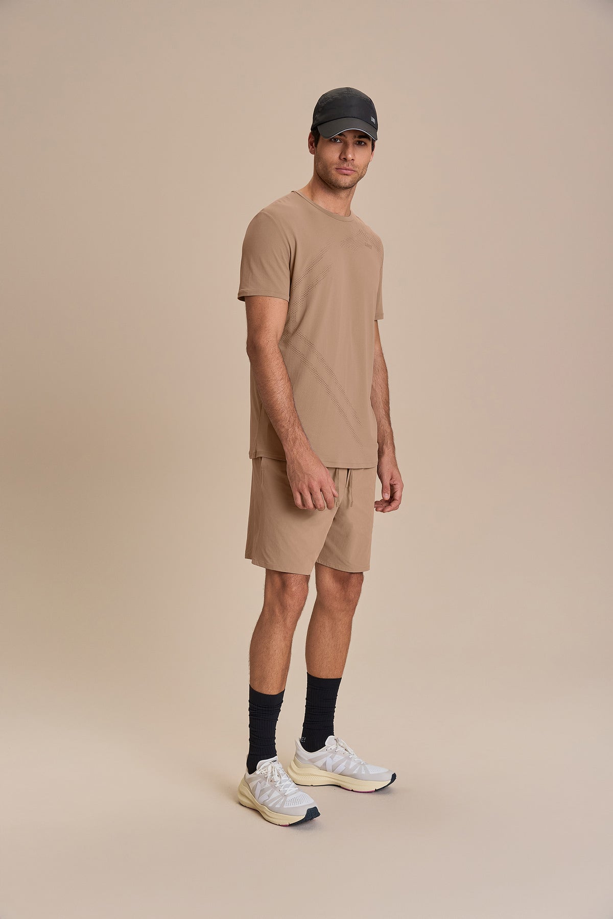 Men's Comfy Dotflow T-Shirt